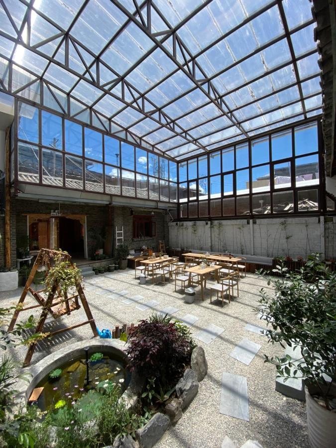 雪湖轻奢民宿 Snowlake Inn Шангрі-Ла Екстер'єр фото